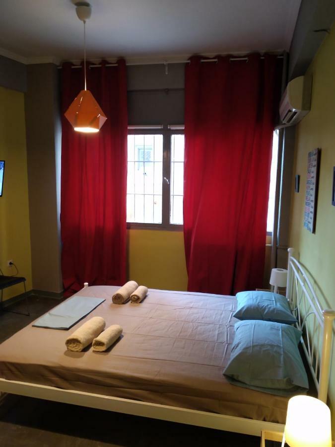 Acropolis Ermou Rooms At Plaka Афіни Екстер'єр фото